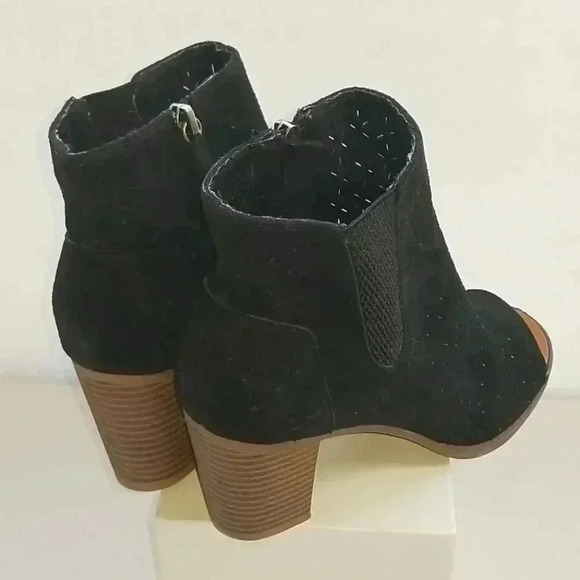 Rock and Candy OpenToe sandal Booties - Picture 5 of 8
